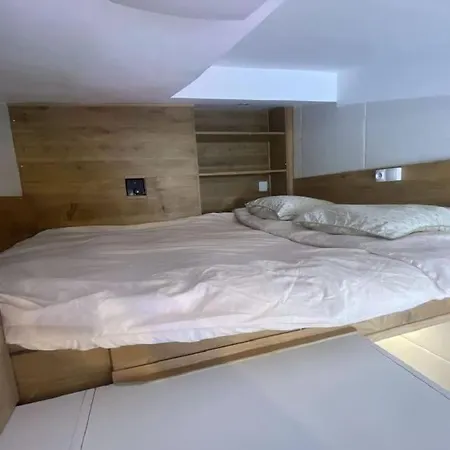 Studio 9m2 Champs Elysees Arc De Triomphe75008 Apartment *
