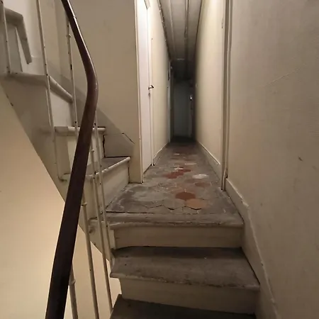 Studio 9m2 Champs Elysees Arc De Triomphe75008