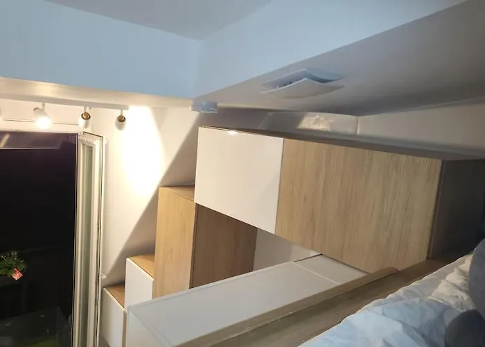Apartment Studio 9m2 Champs Elysees Arc De Triomphe75008 *