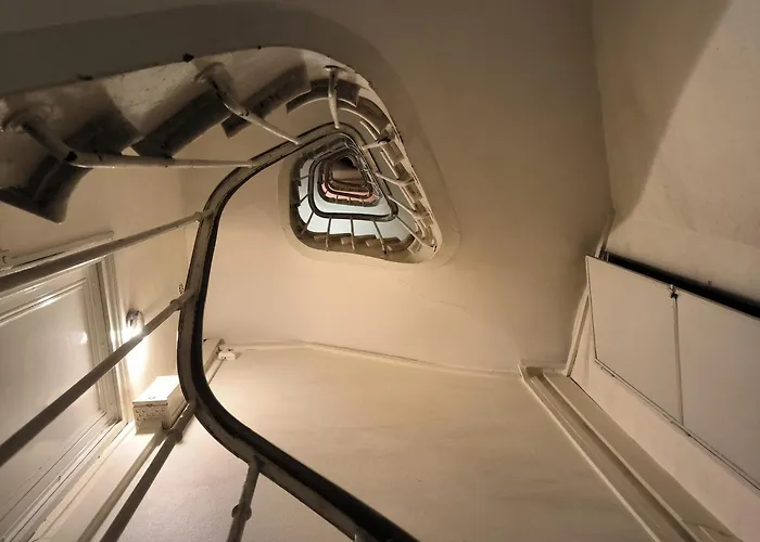 Studio 9m2 Champs Elysees Arc De Triomphe75008 Apartment
