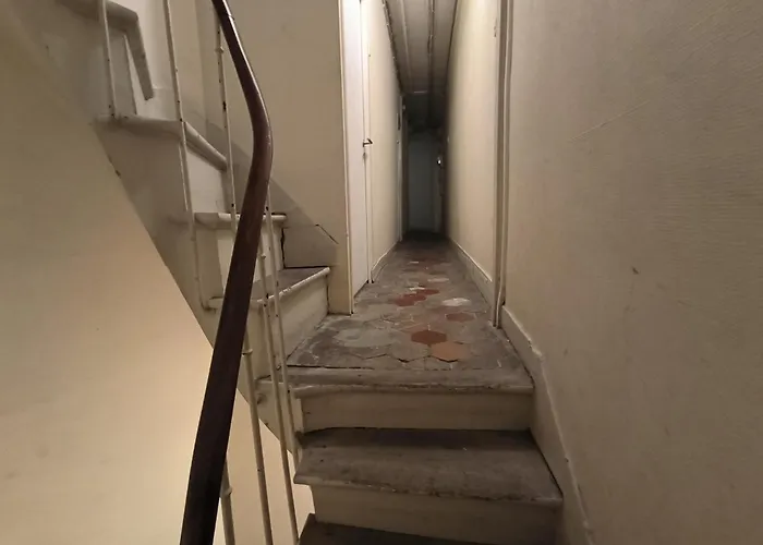 Studio 9m2 Champs Elysees Arc De Triomphe75008